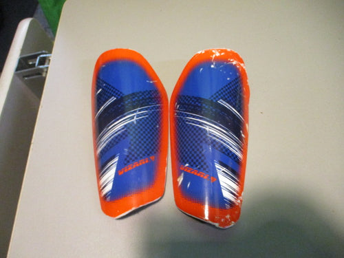 Used Vizari Youth Soccer Shin Guards (Has Wear)