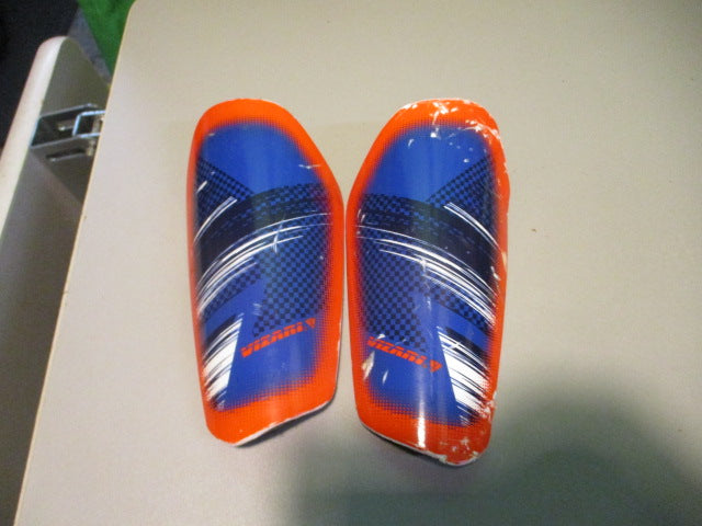 Load image into Gallery viewer, Used Vizari Youth Soccer Shin Guards (Has Wear)
