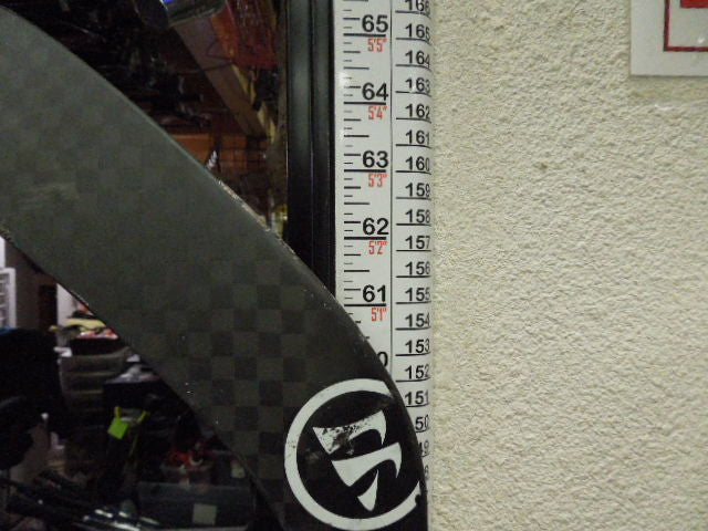 Load image into Gallery viewer, Used Warrior Dynasty HD Pro 75 Grip Right Hand 60" Hockey Stick
