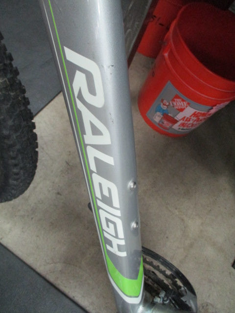 Raleigh Eva 2 21 Speed 27.5