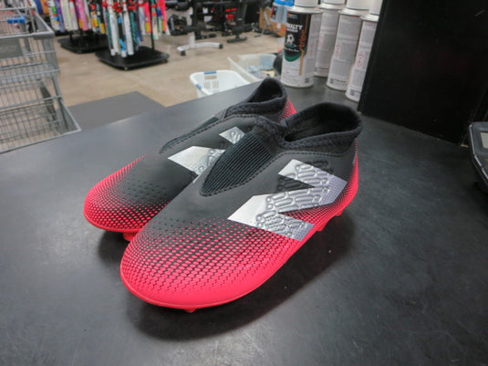 Like New New Balance Tekela Mgique V4+ Laceless Soccer Cleat Size 11.5