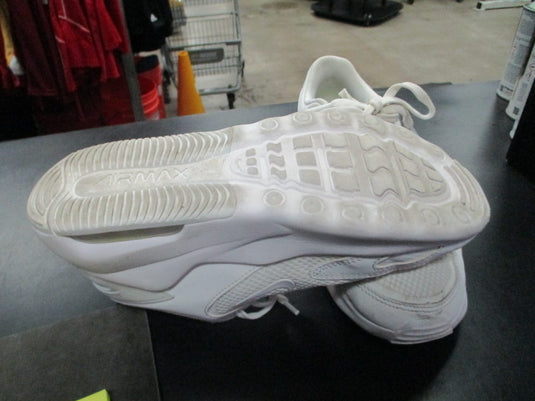 Used Nike Air Max Sneakers Size 6.5