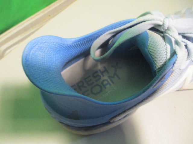 Load image into Gallery viewer, Used New Balance Fresh Foam Size 9.5 Running Shoes
