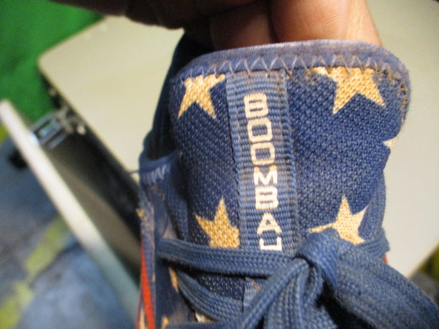 Load image into Gallery viewer, Used BOOMBAH Size 5 baseball Cleats
