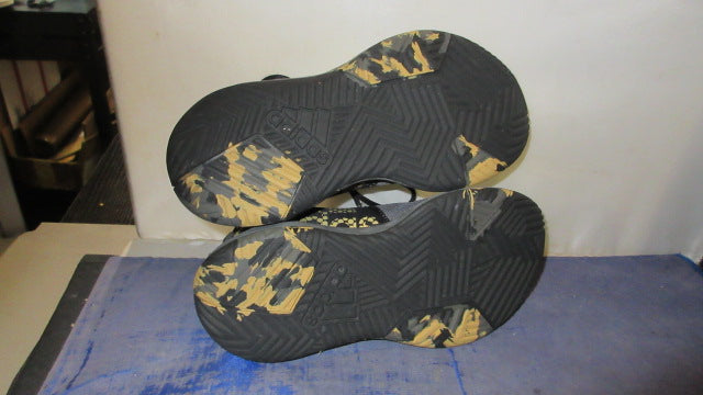 Load image into Gallery viewer, Used Adidas Own the Game Basketball Shoes Youth Size 3
