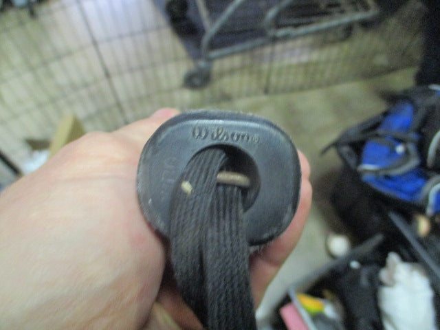 Load image into Gallery viewer, Used Wilson Ripper Racketball RACQUET Grip XS
