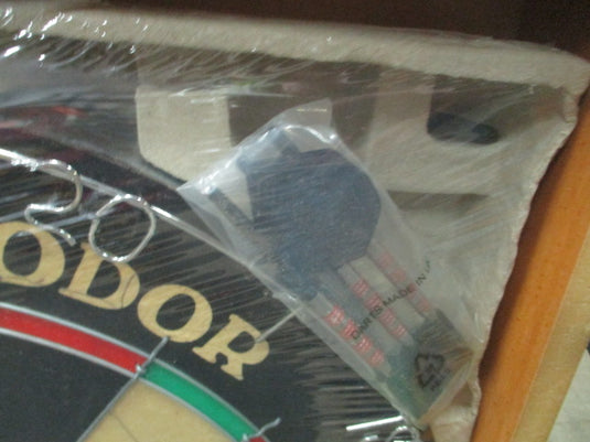 NODOR Supabull Dartboard With Wood Cabinet. Includes Darts