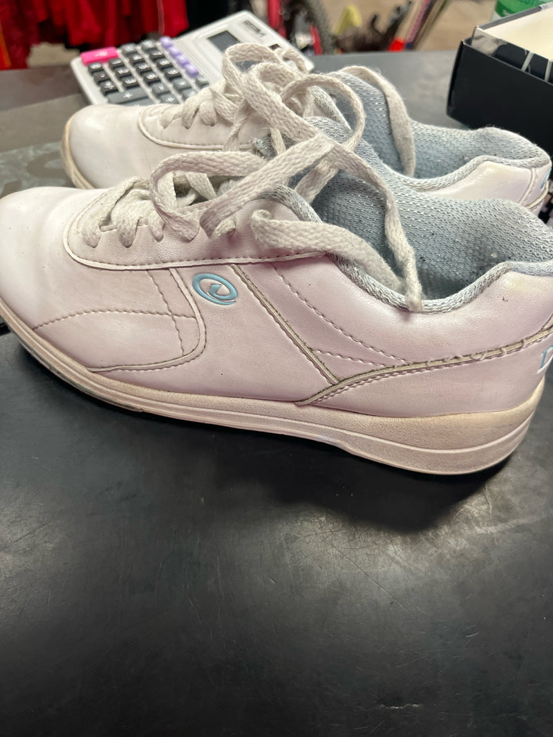 Load image into Gallery viewer, Used White and light Blue Dexter Bowling shoes size 5m
