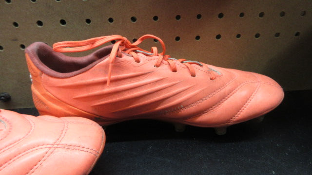 Load image into Gallery viewer, Used Puma Men's King Pro Fg/AG Soccer Cleats - Size 8.5
