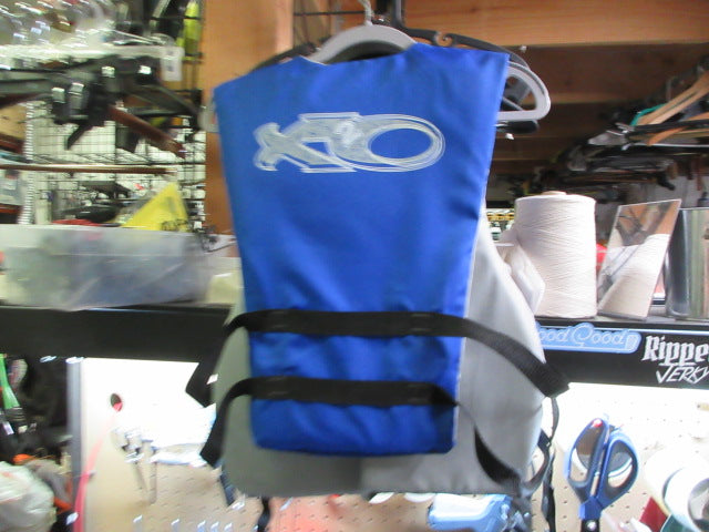 Load image into Gallery viewer, Used X20 Life Jacket - Size Adult
