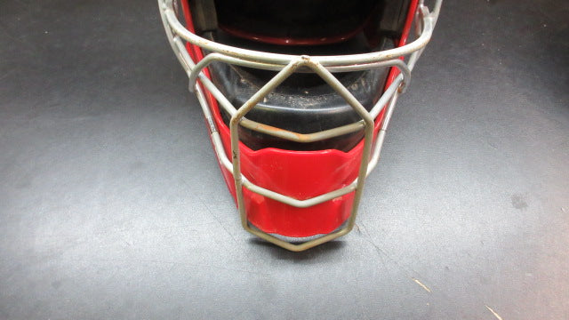 Load image into Gallery viewer, Used Champro Optimus Catchers Helmet - 6 1/2" - 7
