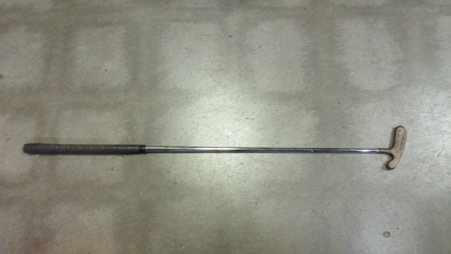 Load image into Gallery viewer, Used Vintage Golden Lights Champion Putter - 35'
