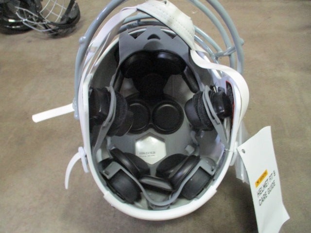Load image into Gallery viewer, New Xenith X2E+ Varsity White Helmet &amp; Grey XRS-21X Facemask/Standard Fit Small
