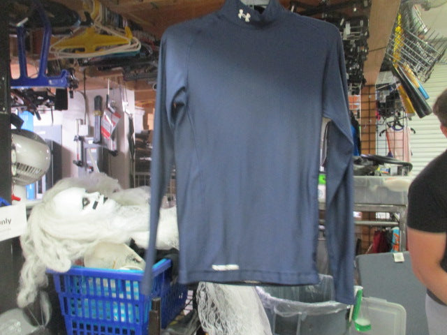 Load image into Gallery viewer, Used Under Armour Thermal Long Sleeve Shirt Mens Medium
