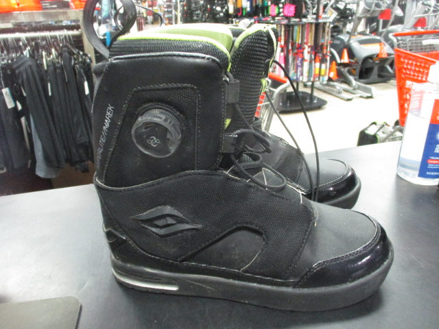 Load image into Gallery viewer, Used Hyperlite / Marek Wakeboard Boots Size 7
