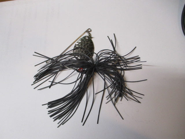 Load image into Gallery viewer, Used Grey Spinnerbait Lure
