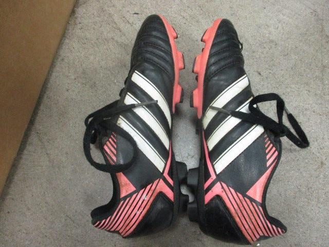 Load image into Gallery viewer, Used Adidas Soccer Cleats Sz 2
