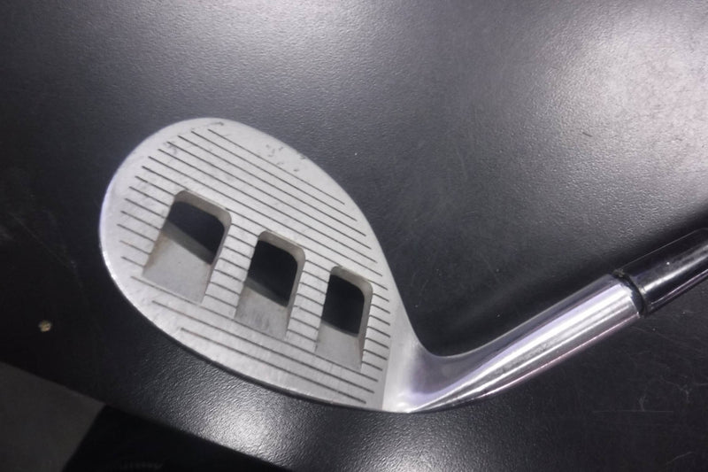 Load image into Gallery viewer, Used S.O.S. Airwedge 60 deg Sand Wedge
