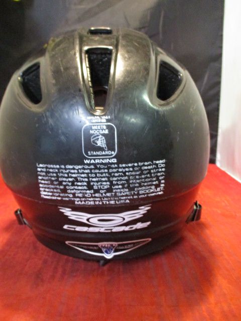 Used Cascade CPV Lacrosse Helmet Size XS - some cracks