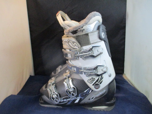 Load image into Gallery viewer, Used Nordica 85 NFS Cruise Ski Boots Size 23.5
