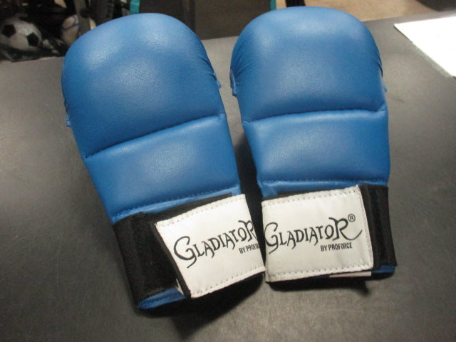 Load image into Gallery viewer, Pro Force Gladiator Gloves Size Kids Medium
