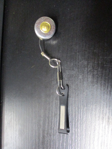 Used Dr. Slick Line Nipper w/ SRI Retractable Lanyard