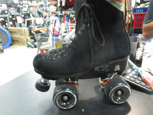 Load image into Gallery viewer, Used Moxi Lolly Womens Roller Skates Size 6 (NICE CONDITION)
