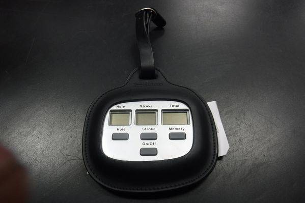 Load image into Gallery viewer, Used Brookstone Digital Golf Stroke Counter
