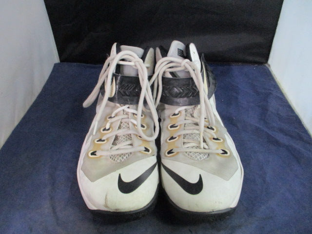 Load image into Gallery viewer, Used LeBron Zoom Soldier 8 TB Basketball Shoes Adult Size 11.5 - wear on sides
