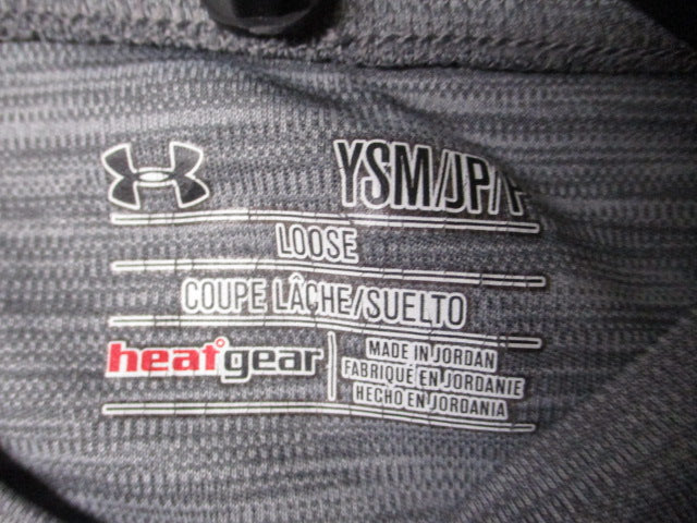 Load image into Gallery viewer, Used Under Armour Heat Gear Shirt Youth Size S/M
