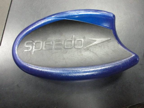 Used Speedo Fillable Pull Boey