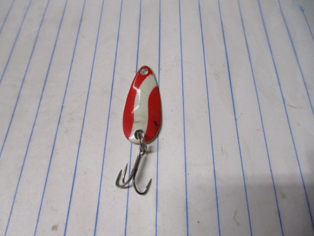 Load image into Gallery viewer, Used Red &amp; White Spoon Lure
