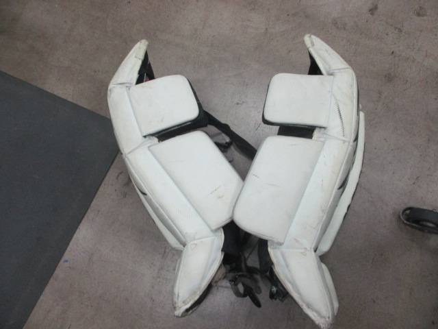 Load image into Gallery viewer, Used Brians Razor Limited Edition 32&quot; +1 Goalie Hockey Shin  Pads
