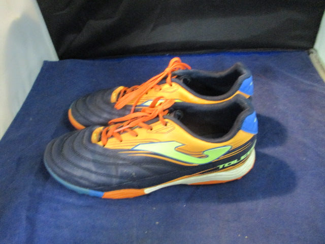Load image into Gallery viewer, Used Joma Toledo Jr Turf Cleats Youth Size 5.5
