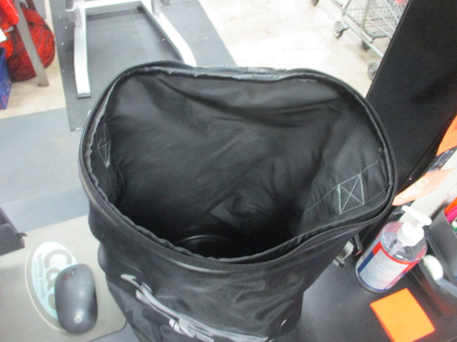 Load image into Gallery viewer, Used Easton Bucket Ball Bag
