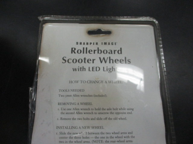 Load image into Gallery viewer, Sharper Image Rollerboard Scooter Wheels With LED Lights Green
