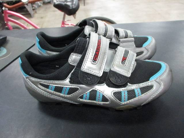 Load image into Gallery viewer, Used Diadora Cycling Shoes Size 7
