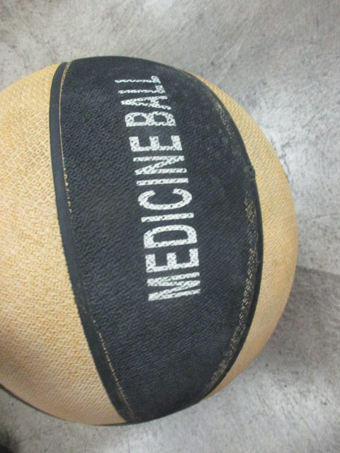 Used Black and Yellow 7 KG Medicine Bal