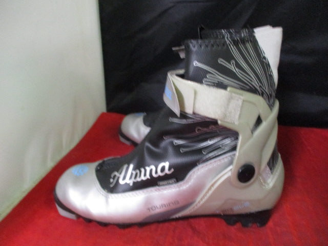 Load image into Gallery viewer, Used Alpina Touring Cross Country Ski Boots Size 38
