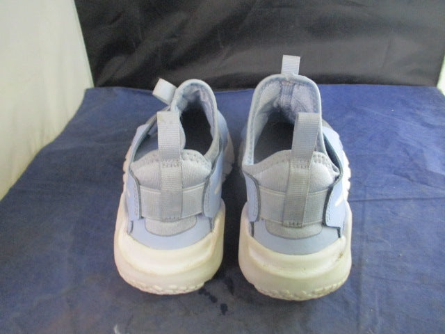 Load image into Gallery viewer, Used Nike Flex Runner 2 Running Shoes Youth Size 6
