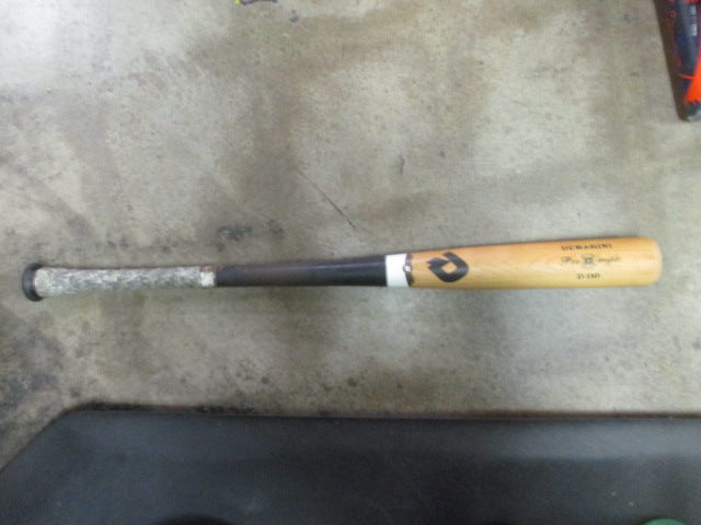 Load image into Gallery viewer, Used Demarini Pro BESR Maple D110 31&quot; Baseball Bat
