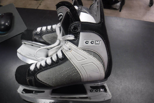 Used CCM Powerline 550 Hockey Skates Sz 2