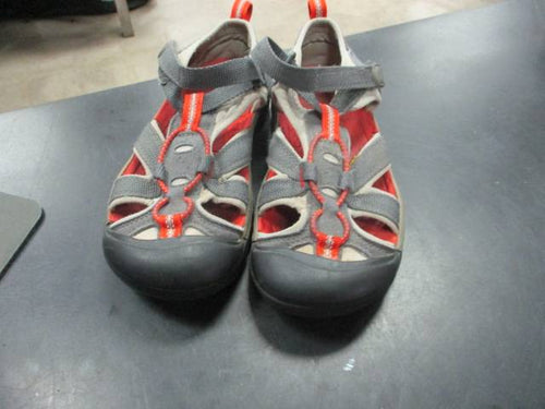 Used Keen Sandals Size 2