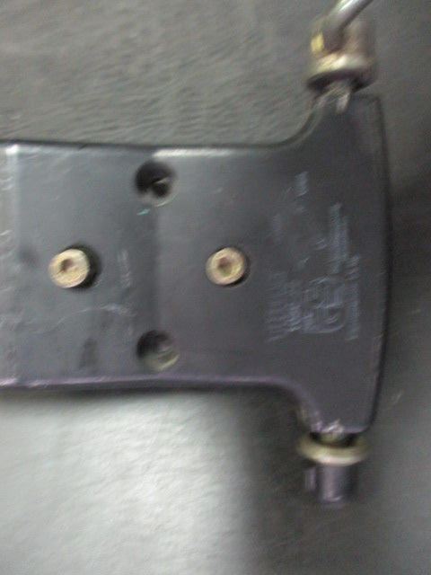 Load image into Gallery viewer, Used Thule 1050-22 Roof Rack Bike Tray
