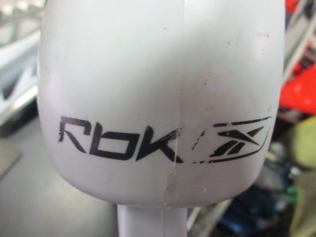 Load image into Gallery viewer, Used Reebok RBK 9K Hockey Goalie Skates Size 9
