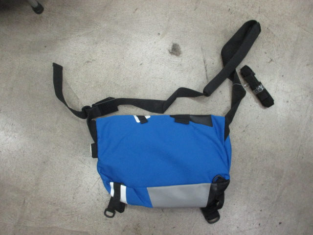 Load image into Gallery viewer, Used Puma Messenger Bag
