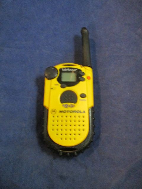 Used Motorola Talk About + 2 Way Radio - broken antenna