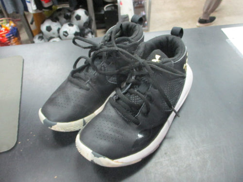 Used Under Armour Basketball Shoes Size 1