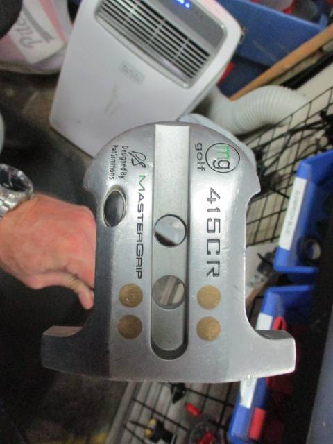 Load image into Gallery viewer, Used Master Grip 415CR Belly Putter
