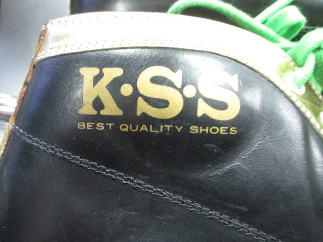 Load image into Gallery viewer, Used Vintage Rare K.S.S. Sports Penguin High Speed Ice Skates

